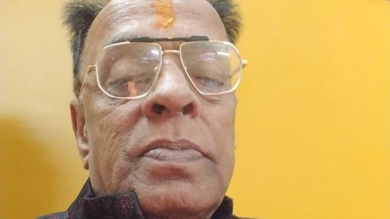 कुछ लोग अपने जीवन में उन्नति करने के लिए अपनी योजनाएं बनाते हैं। उन योजनाओं को पूरा करने के लिए वे दूसरे लोगों से सहयोग भी चाहते हैं। ऐसा कर सकते हैं, इसमें कोई बुराई नहीं है।”